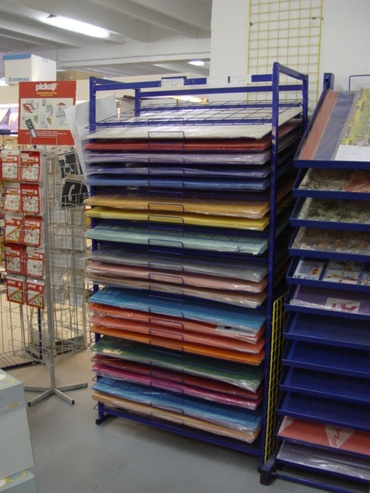 Regał na folię samoprzylepną w arkuszach