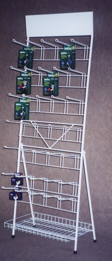 Stojak z hakami i podłogą z kraty, blacha pod naklejkę