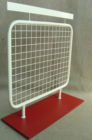 Stojak ladowy, podstawa drewnopodobna