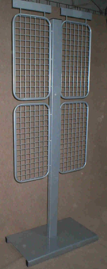 Stojak podłogowy z kratami do wpinania haków i miejscem na logo